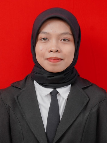 SITTI NURFAIKA FOTO.jpg
