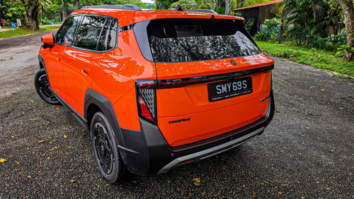 Dongfeng Vigo_Rear View.jpg