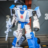 Transformers Age Of The Primes Generations Selects Autobot 3 pack Mirage Ironhide Bluestreak In Hand