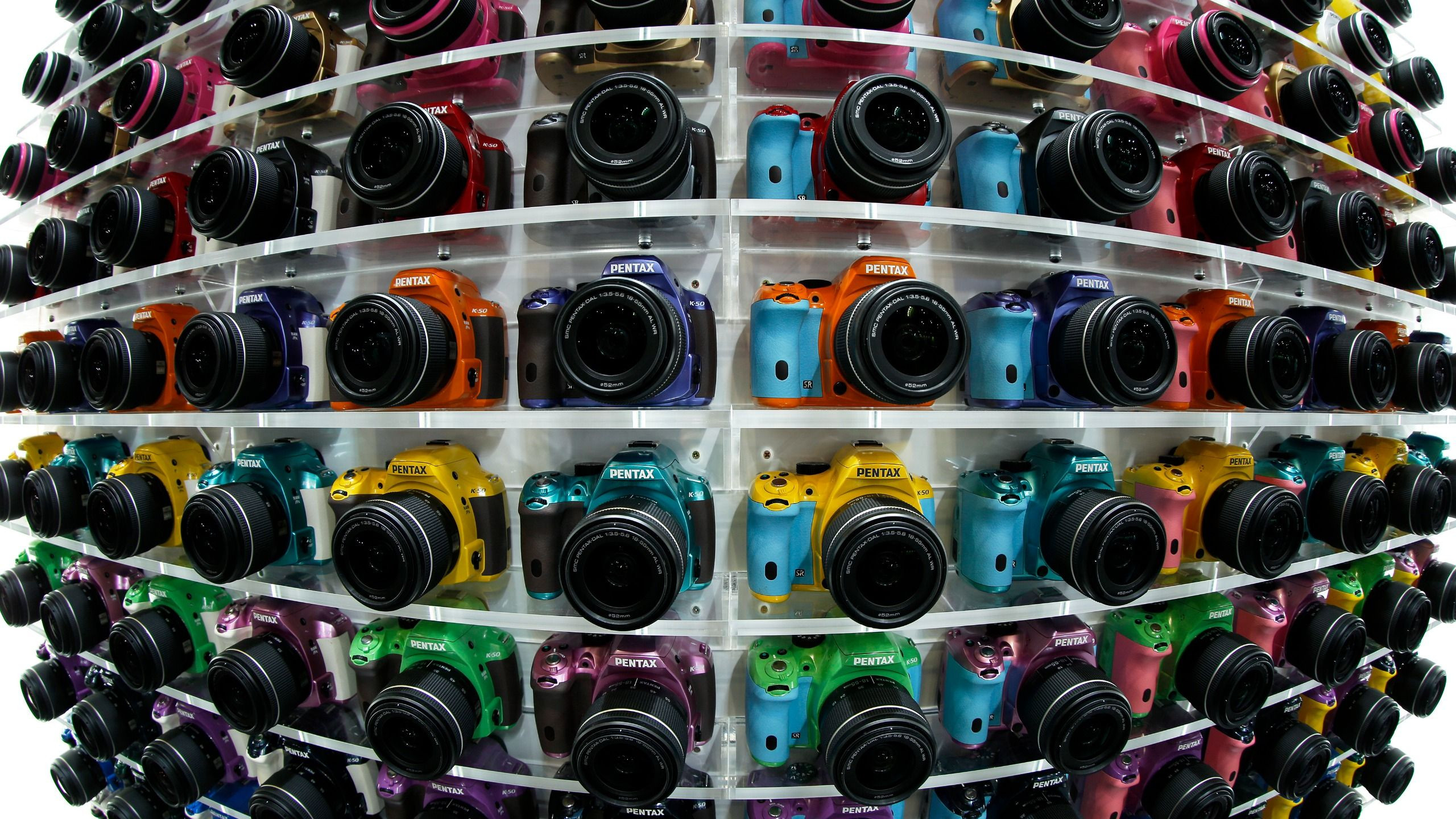 Pentax K Series: Khám Phá Những Điểm Độc Đáo Của DSLR Huyền Thoại