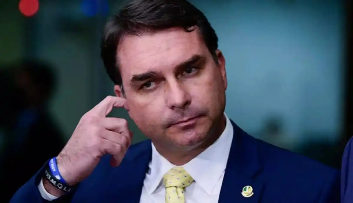 BOMBA! PT pede auditoria no STF sobre emendas de Flávio Bolsonaro ligadas a condenado no caso Marielle