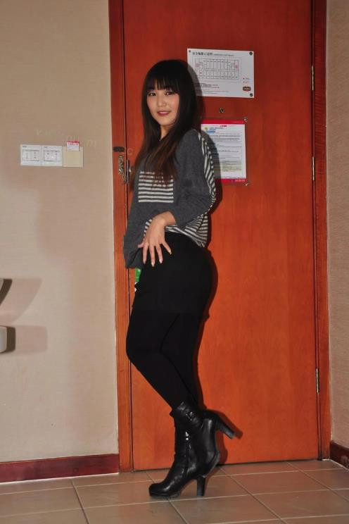 沂源县酒店人妻张晓玲上门服务 (4).jpg