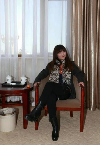 沂源县酒店人妻张晓玲上门服务 (18).jpg