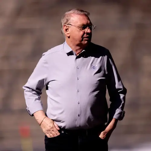 Corinthians acumula dois meses de direitos de imagem atrasados com o elenco profissional