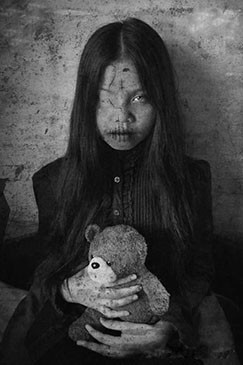 NIÑA TUERTA.jpg