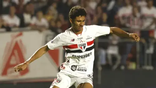 Achamos o titular? Pedro Lima é o sexto jogador a atuar como lateral pelo São Paulo em 2026
