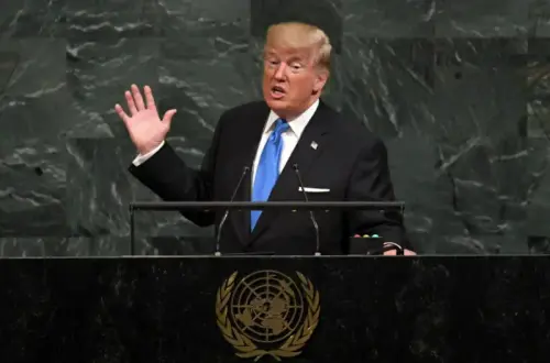 Trump ameaça usar poderio militar inigualável dos EUA contra a América Latina