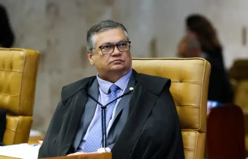 Ministro Flávio Dino deve liberar julgamento sobre emendas após as eleições