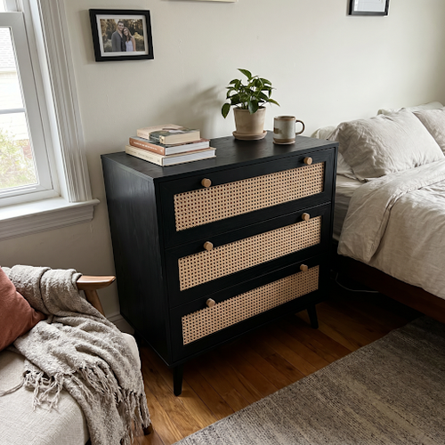 Spare Layers and Bedding Using Black Chest of Drawers.png