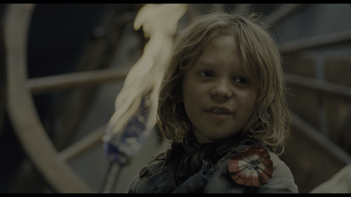 Les.Miserables.2012.2160p.UHD.Blu ray.Remux.HDR.HEVC.TrueHD.Atmos.7.1 CiNEPHiLES.1:58:21.png