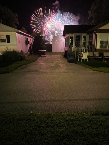 412e64a7 1654 4098 b88a 1596849fb33b.jpg