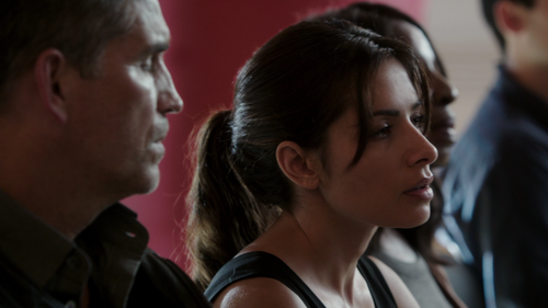 Person.of.Interest.S04E01.Panopticon.1080p.DTS HD.MA.5.1.AVC.REMUX FraMeSToR.0:10:56.png