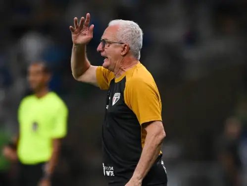 Técnico do novo presidente? Eleição pode mudar o futuro de Dorival em 2027