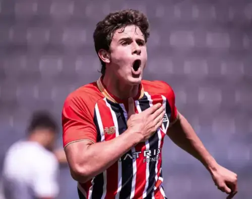 Dorival gostou: São Paulo vê joia da base ganhar destaque nos planos do técnico