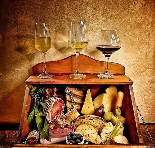 What is the best food and wine pairing experience in Rome?.1
