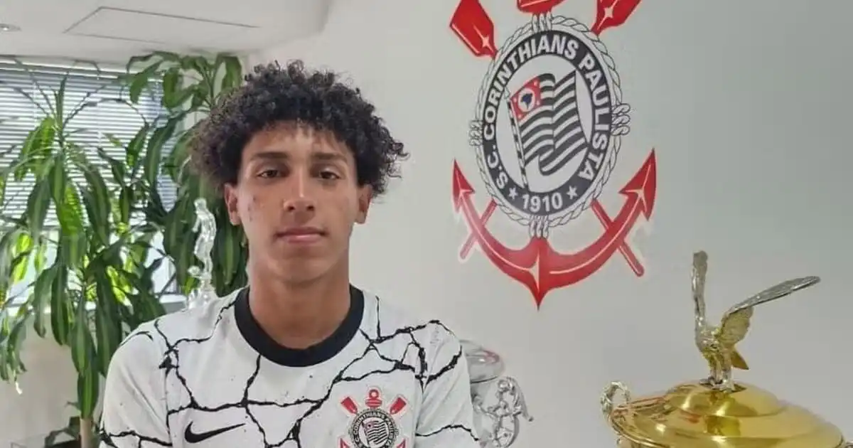 Corinthians condenado a indenizar jogador com R$ 40 mil após confusão
