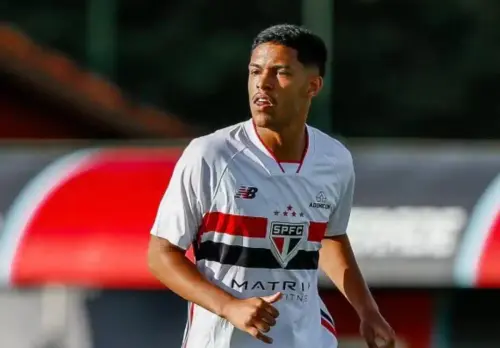 São Paulo sub-20 perde para o Palmeiras diante de Dorival, Rafinha e Massis; 