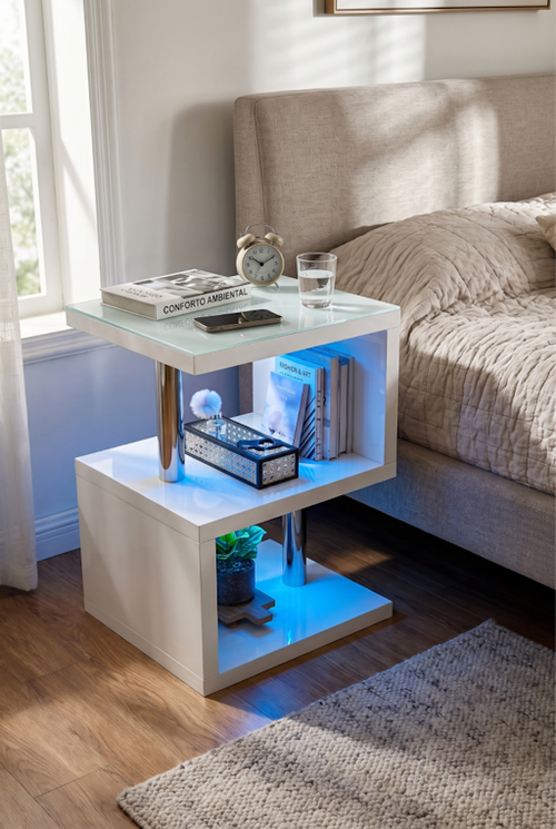 The S-shape side table that doubles as a display piece.2