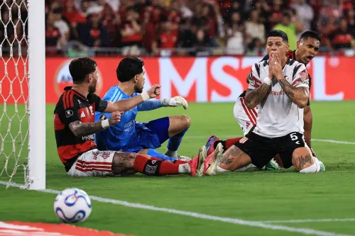 Cutucou o rival! Leila Pereira critica Flamengo após caso de Rojo na Libertadores