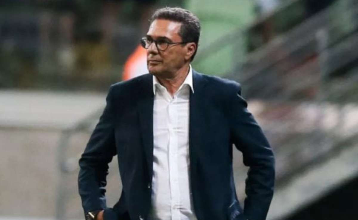 Luxemburgo de volta? Diretoria avalia retorno do ex-técnico ao Corinthians