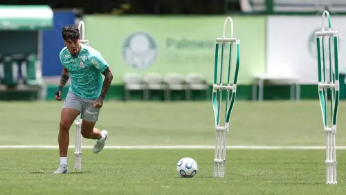 Desfalque? Palmeiras se reapresenta com dúvida de Vitor Roque para pegar o Fluminense