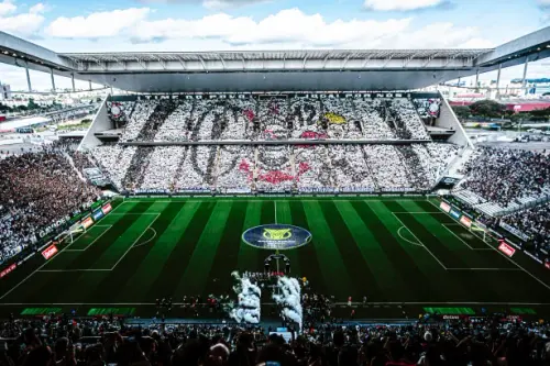 Impasse: Empresa cobra R$ 68 milhões do Corinthians e o clube oferece o nome do CT
