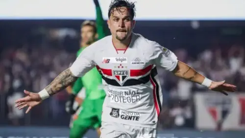 Libertadores em 2027? São Paulo sobe para 8º e começa a fazer contas