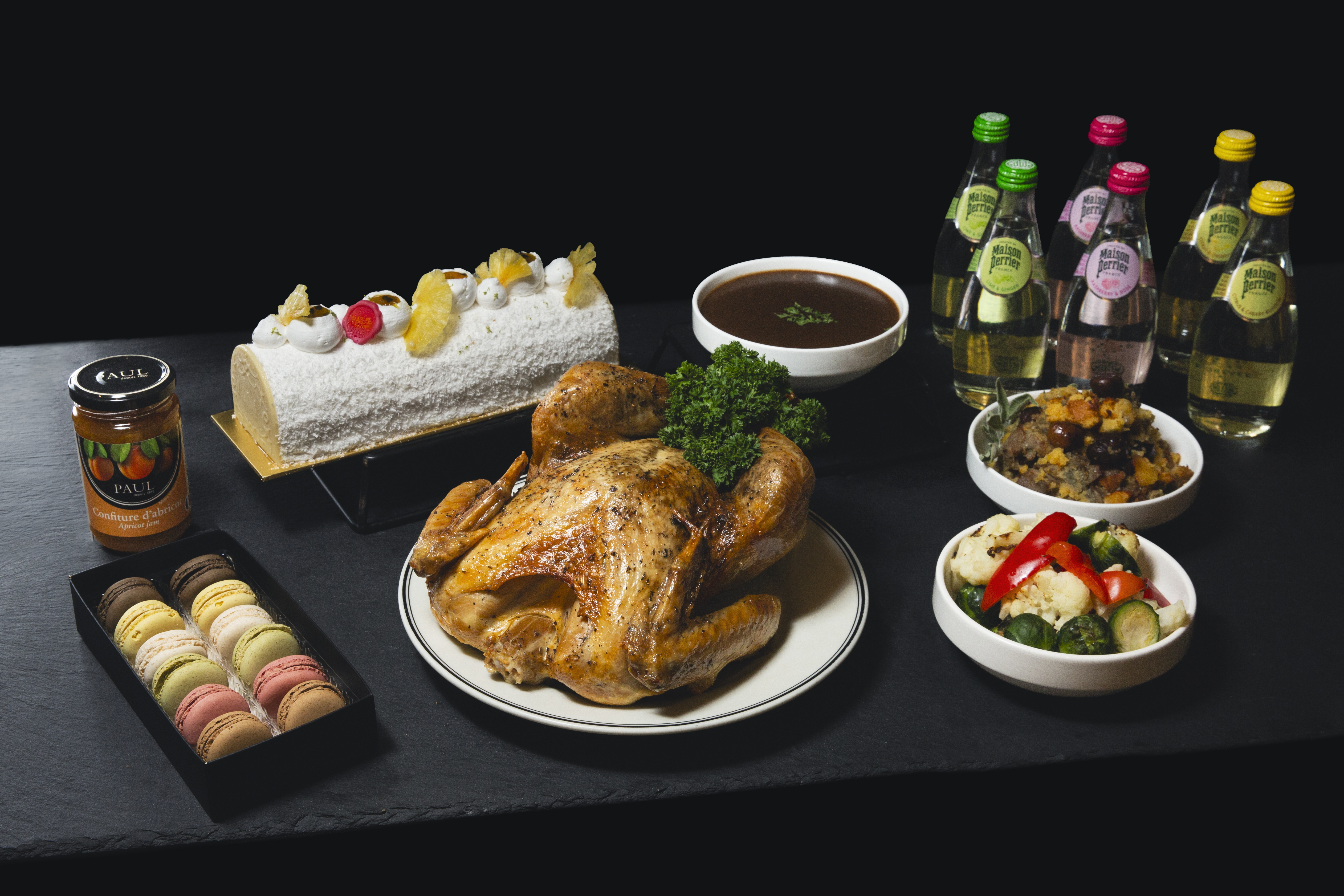 The Holiday Roast Set