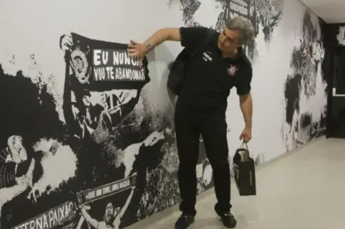 Eleição do Corinthians tem pedido para barrar Janikian e novo impasse jurídico