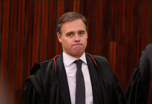 Operação da PF contra Cezinha de Madureira atinge gabinete onde atua José Nagliatti, cunhado de Mendonça