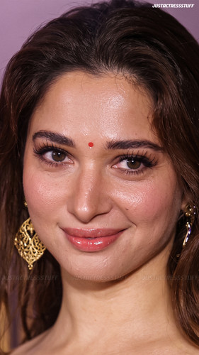 tamanna 678453468478902.jpg