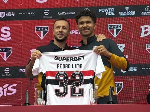 Apresentado: Pedro Lima se diz confiante para jogar no esquema do São Paulo