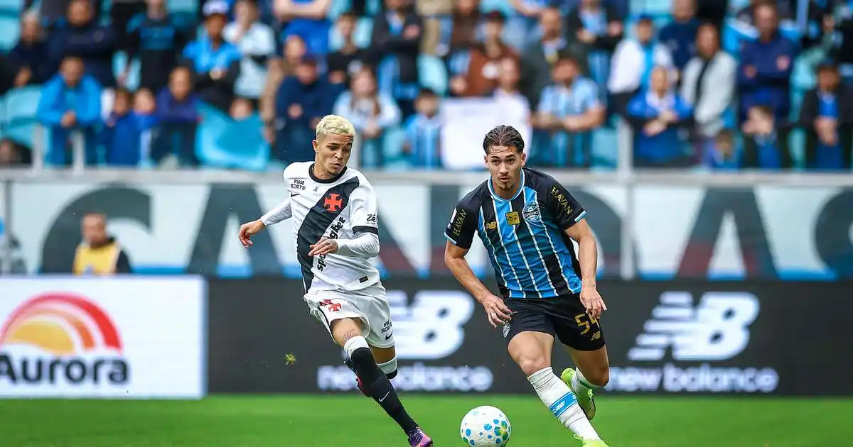 Dominando a meiuca: Wallace brilha com acerto de passes acima de 90 e lidera controle de jogo do Grêmio