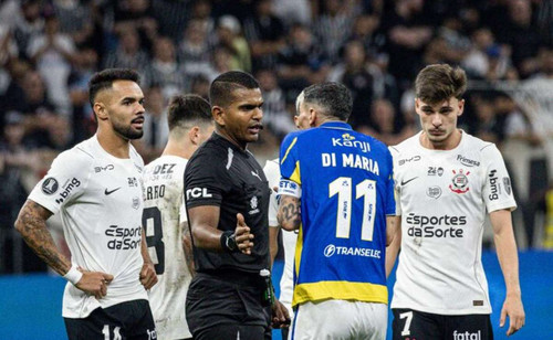 Raniele Reconhece Falha Crucial em Partida que Poderia Ter Custado a Classificação do Corinthians