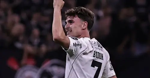 Bidon celebra o gol decisivo que garantiu a classificação do Corinthians
