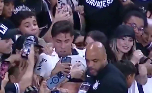 Gabriel Paulista Clama por Apoio Após Conflito com a Torcida do Corinthians