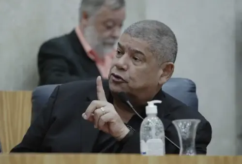 Operação Vectura Corrupta encontra passagem secreta e malas de dinheiro em imóveis de Milton Leite