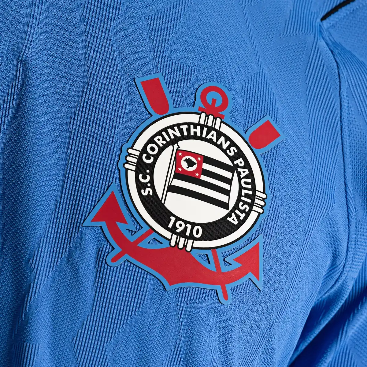 Corinthians lança uniforme azul em homenagem a Tobias e a Invasão Corinthiana