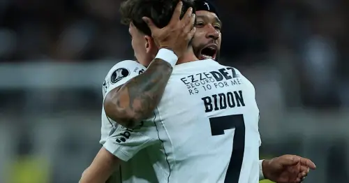 Corinthians avança às quartas de final da Libertadores com atuação decisiva de Memphis