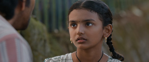 Irumudi.2026.1080p.NF.WEBRip.AAC5.1.x265 Hojoborolo.mkv snapshot 01.10.05.625.jpg