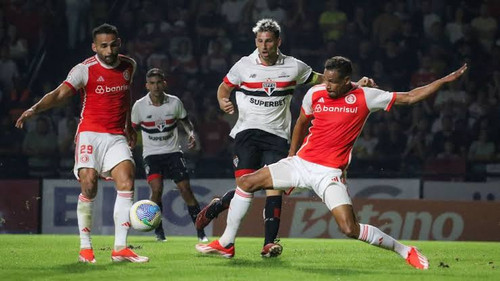 São Paulo busca redenção no Morumbi contra o Internacional para reverter fase instável na Série A