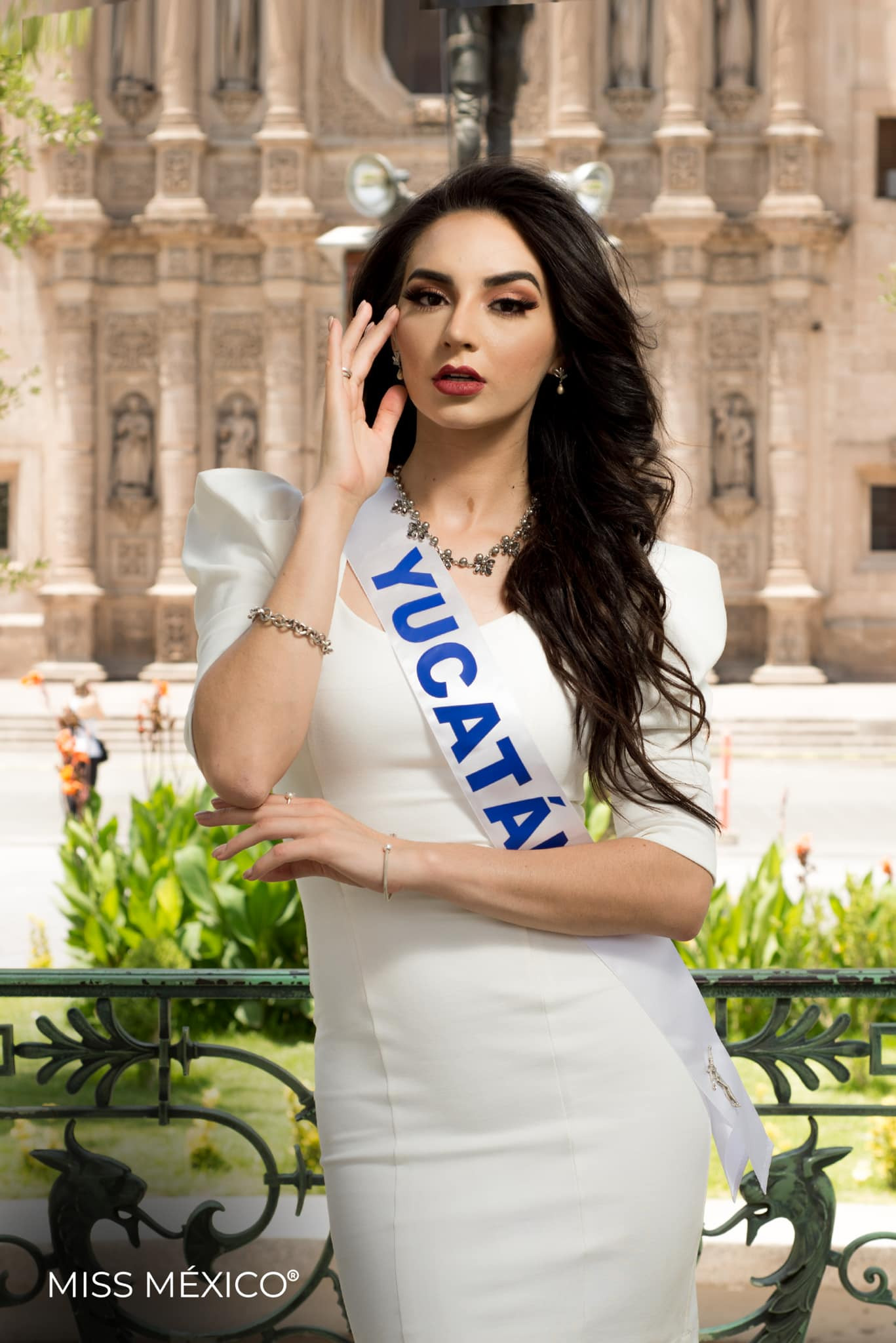 photo shoots de candidatas a miss mexico 2021. - Página 5 OFkFBj