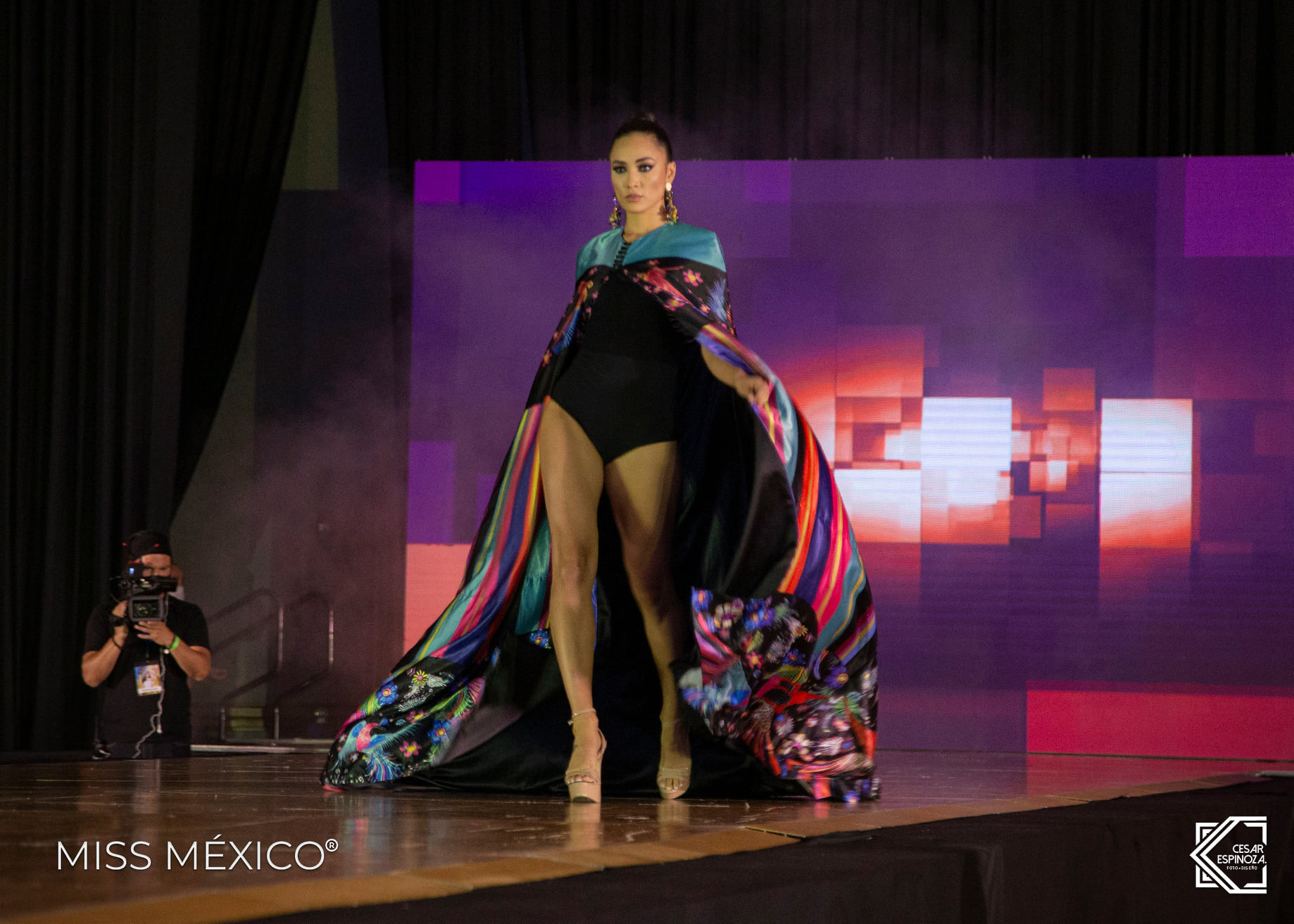 México - top model de miss mexico 2021. - Página 2 On5Xcu
