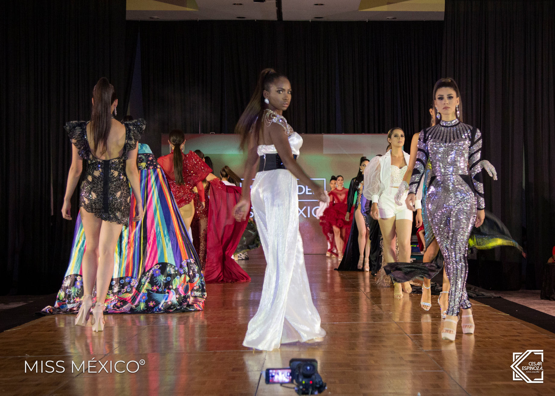 México - top model de miss mexico 2021. - Página 3 On75iP