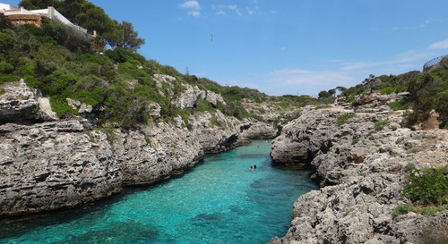 Noleggio auto Minorca

Incontrare una delle più belle isole delle Baleari mano nella mano con la nostra azienda e noleggio auto a Minorca senza franchising e depositi.

Visitar aquí:- https://www.menorcarent.com/it/noleggio-auto-minorca.html