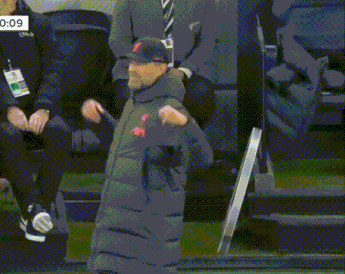 Screen Recording 20221107 122625 YouTube.gif