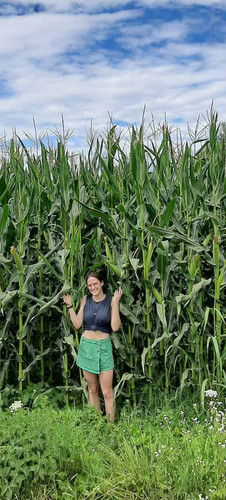 IMG cdbb3b7dc805d02872f0e60c07de3cd5 V resized.jpg