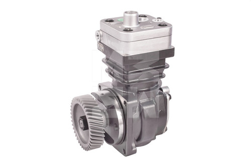 M7004103 2.jpg