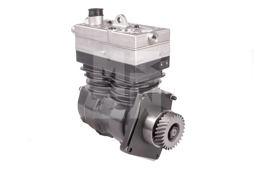 M7004203.jpg