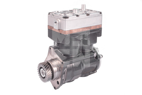 M7004202 2.jpg